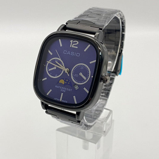 Stylish Analog Timepiece for Men & Women