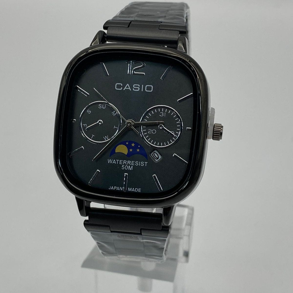 Stylish Analog Timepiece for Men & Women